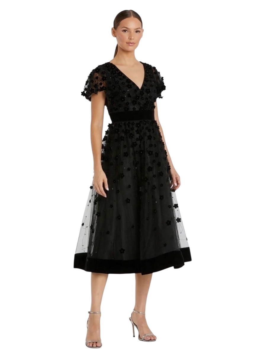 Nwt: Mac Duggal Flare Sleeve Floral Appliqus Midi Dress 67854-Black, Size 10